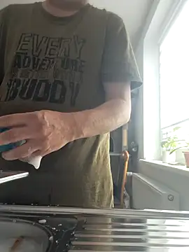 ShyBoy1982 online show from September 30, 2025, 11:04 am