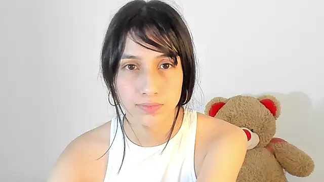 Snapshot of ericbana__ chatting on January 5, 2025, 5:20 am ericbana online show from January 5, 2025, 5:20 am