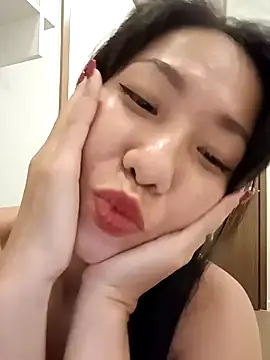 Sugar2k5 online show from February 3, 2025, 1:40 pm