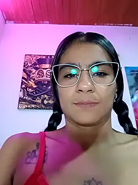 Snapshot of Leslly_ chatting on March 14, 2026, 9:59 am Leslly online show from March 14, 2026, 9:59 am