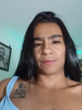 Snapshot of Leslly_ chatting on July 21, 2026, 8:49 am Leslly online show from July 21, 2026, 8:49 am