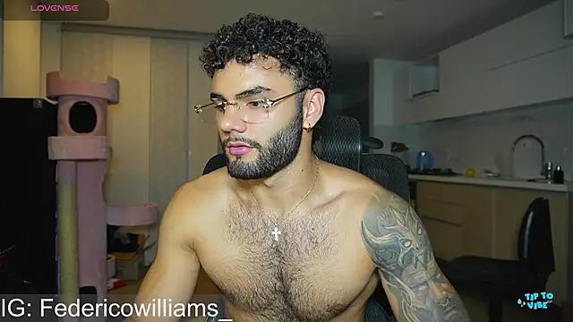 Snapshot of Derek_w chatting on December 20, 2024, 10:16 am Derek w online show from December 20, 2024, 10:16 am