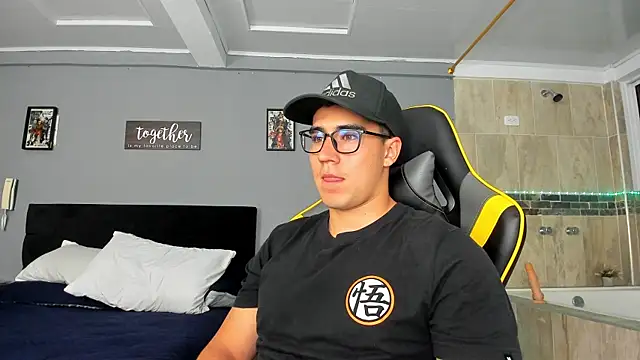 owengray2n online show from January 20, 2025, 2:01 am