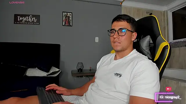 owengray2n online show from February 27, 2025, 5:13 am