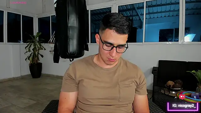 owengray2n online show from March 16, 2025, 12:45 am