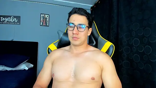 owengray2n online show from September 23, 2025, 2:03 am