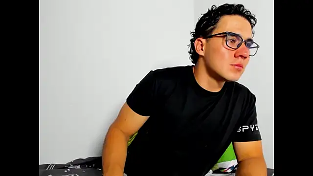 owengray2n online show from February 7, 2026, 3:43 am