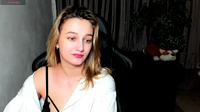 Sinty Noria online show from February 25, 2025, 4:14 am