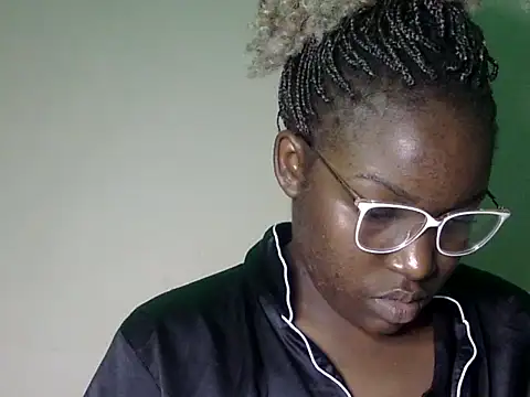 Sexy racy rebel  online show from December 16, 2025, 9:31 pm