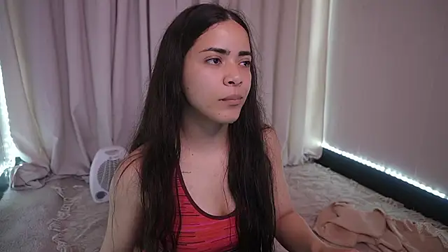 Feetgirl01 online show from March 5, 2026, 11:06 am