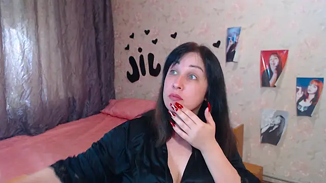 JillStevens online show from September 16, 2025, 10:38 am