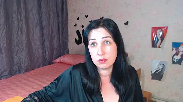 JillStevens online show from October 7, 2025, 5:15 am