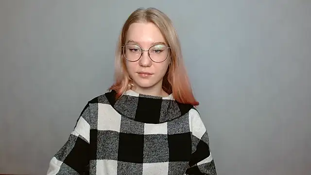 cindi hot online show from December 28, 2024, 12:35 pm