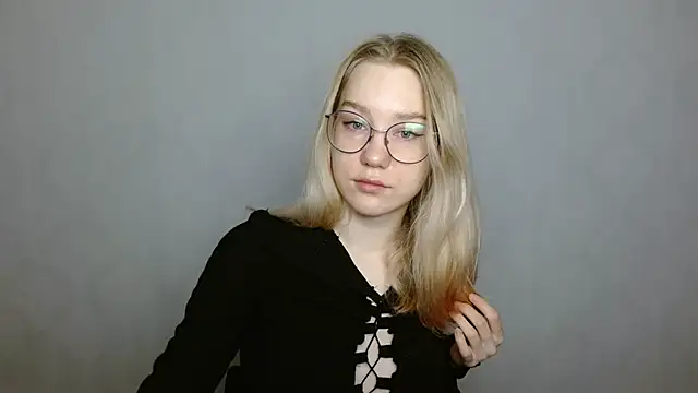 cindi hot online show from February 7, 2025, 6:45 am