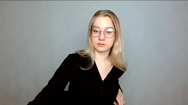 cindi hot online show from March 3, 2025, 8:27 am