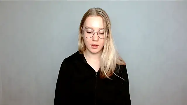 cindi hot online show from March 3, 2025, 11:33 am