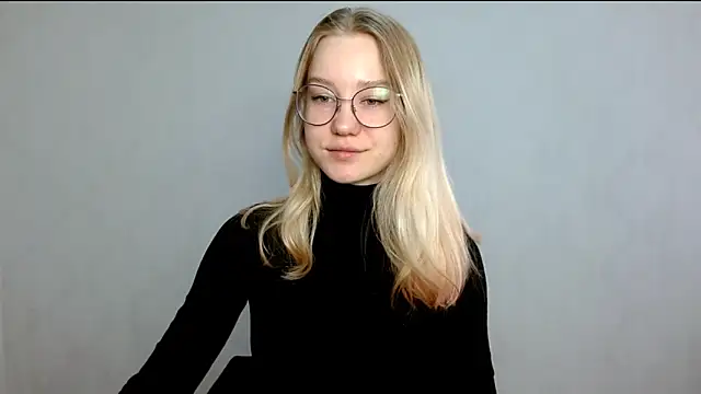 cindi hot online show from March 6, 2025, 8:30 am