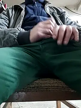 armando1983 hot online show from February 10, 2026, 11:14 am