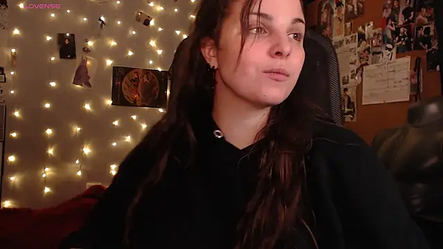 Snapshot of Saya_sweet chatting on October 11, 2025, 9:35 pm Saya sweet online show from October 11, 2025, 9:35 pm