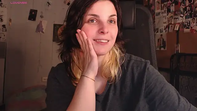 Saya sweet online show from May 24, 2026, 10:37 pm