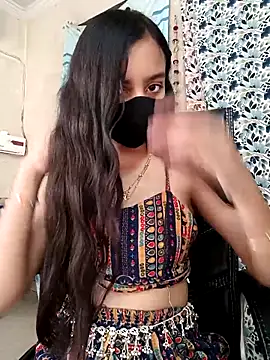 Parinaaz18 online show from September 19, 2025, 2:02 am