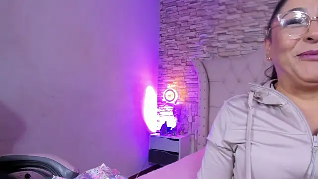 Gina Myers online show from February 9, 2026, 1:04 pm