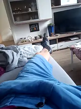 KidoXVII online show from September 30, 2025, 4:01 pm