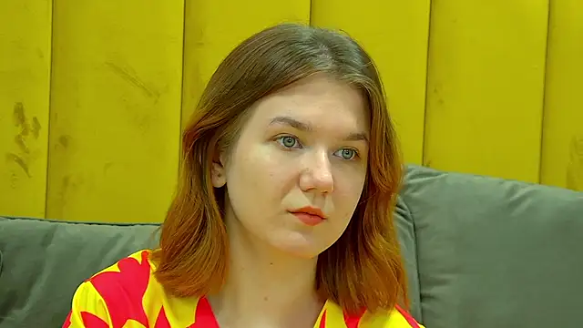 LessySmith online show from November 17, 2025, 4:24 pm