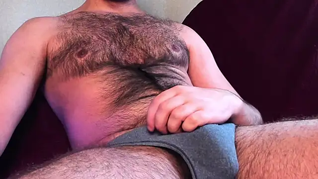 Deckard Webb1  online show from December 17, 2024, 5:04 pm