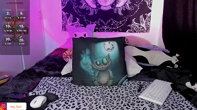 Snapshot of soy_lui_ chatting on March 11, 2025, 8:53 pm soy lui  online show from March 11, 2025, 8:53 pm