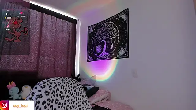 Snapshot of soy_lui_ chatting on September 15, 2025, 8:31 pm soy lui  online show from September 15, 2025, 8:31 pm