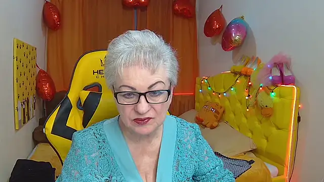 KayleSmoll online show from March 23, 2025, 5:00 am