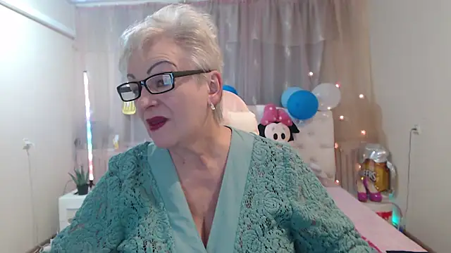 KayleSmoll online show from October 2, 2025, 6:26 pm