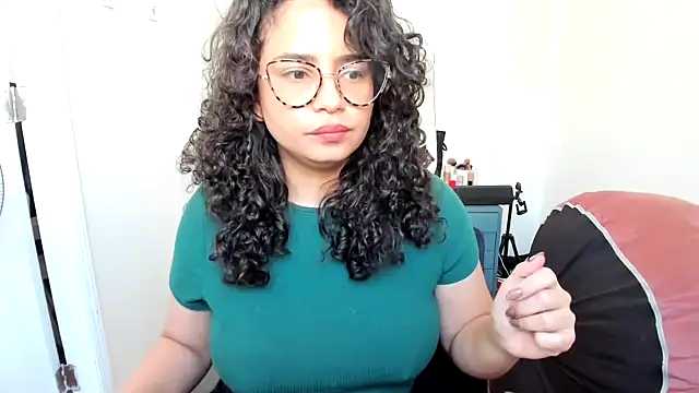 Snapshot of cinnamon_rosa chatting on February 22, 2025, 9:26 pm cinnamon rosa online show from February 22, 2025, 9:26 pm