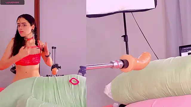 Snapshot of Emma__Erotic chatting on March 12, 2025, 8:31 pm Emma Erotic online show from March 12, 2025, 8:31 pm