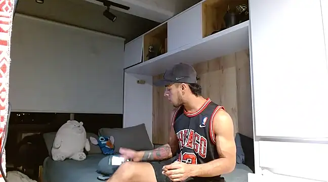 Snapshot of Nathan_Mendoza chatting on March 3, 2025, 10:06 am Nathan Mendoza online show from March 3, 2025, 10:06 am
