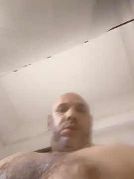 Snapshot of pelabisex chatting on February 9, 2026, 11:42 pm pelabisex online show from February 9, 2026, 11:42 pm