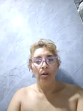 leona- online show from February 2, 2025, 7:57 pm