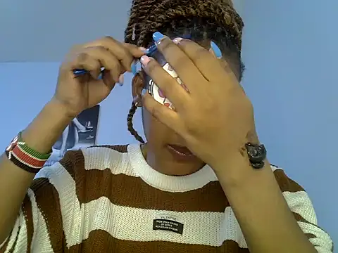 cute-alexis online show from April 18, 2026, 9:02 am