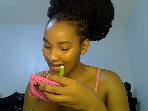 Snapshot of cute-alexis chatting on June 27, 2026, 10:31 am cute-alexis online show from June 27, 2026, 10:31 am