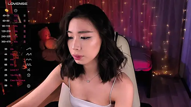 sensualily online show from December 29, 2024, 5:01 pm