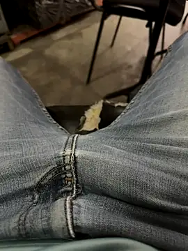 elber-gdo online show from December 4, 2025, 6:05 pm