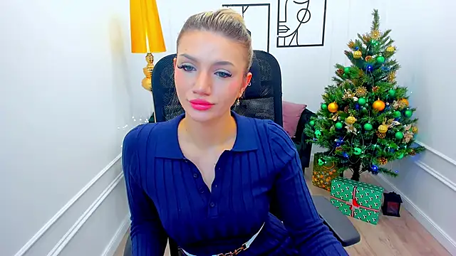 SelenaeMoore online show from December 20, 2025, 5:14 am