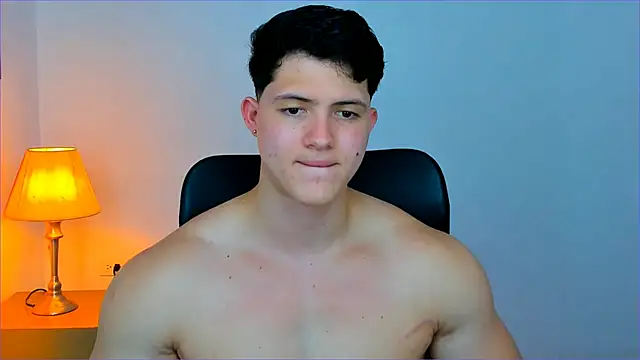 Hazzan Velez online show from February 25, 2025, 11:44 pm