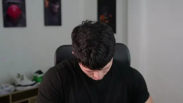 Hazzan Velez online show from October 1, 2025, 2:17 am