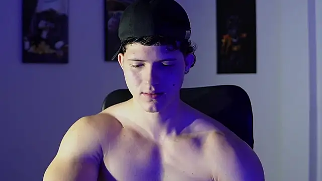 Hazzan Velez online show from December 2, 2025, 5:41 pm