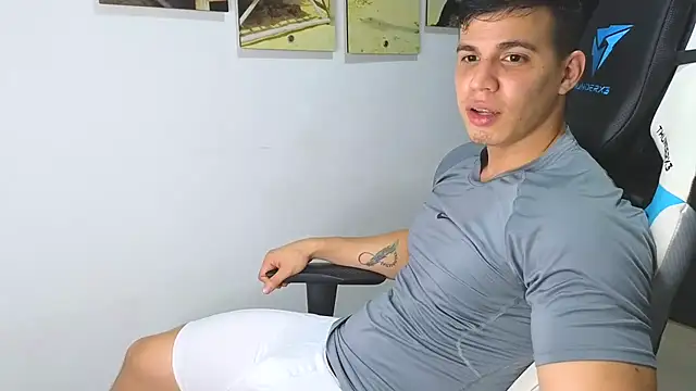 Snapshot of Ethanstill1 chatting on January 28, 2025, 3:25 am Ethanstill1 online show from January 28, 2025, 3:25 am