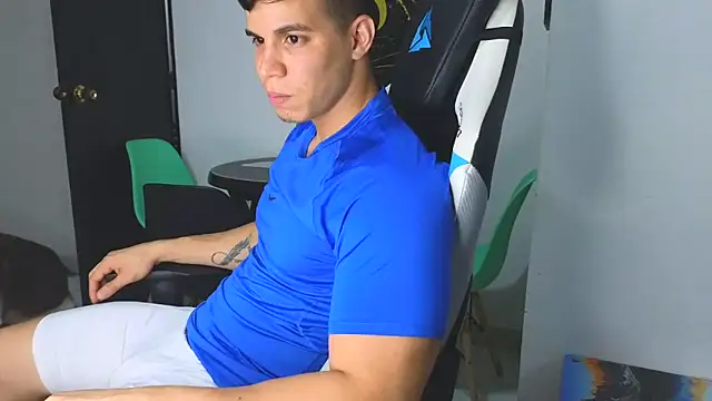 Snapshot of Ethanstill1 chatting on March 6, 2025, 3:13 am Ethanstill1 online show from March 6, 2025, 3:13 am