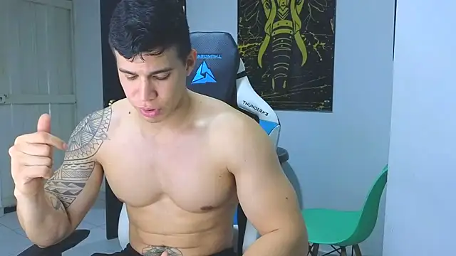 Snapshot of Ethanstill1 chatting on March 15, 2025, 4:13 am Ethanstill1 online show from March 15, 2025, 4:13 am