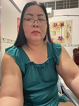 Snapshot of NDith chatting on April 30, 2026, 8:57 pm NDith online show from April 30, 2026, 8:57 pm